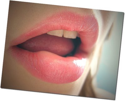 Artis Indonesia Yang Memiliki Bibir Sexy Inilah Foto Bi
